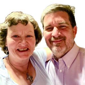 Meet your Posher, Dee